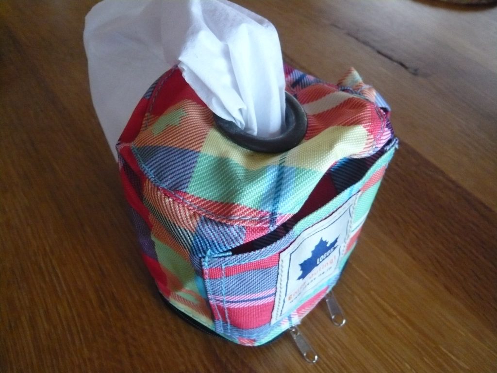 トイレットペーパーの布製ホルダー