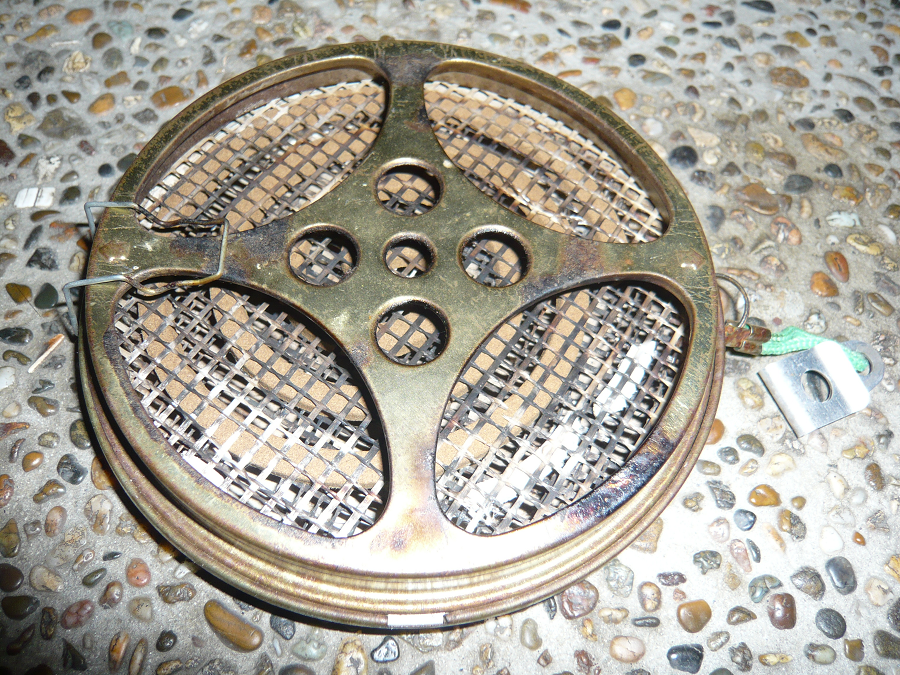 蚊取り線香でコバエ退治