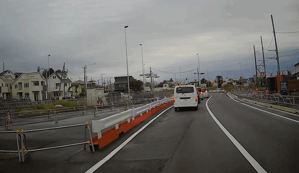 甲州街道　坂下交差点