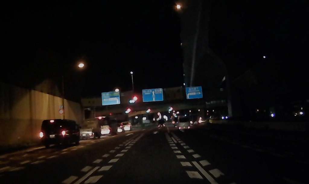 笹目交差点。高島通りと笹目橋通りとの交差点。